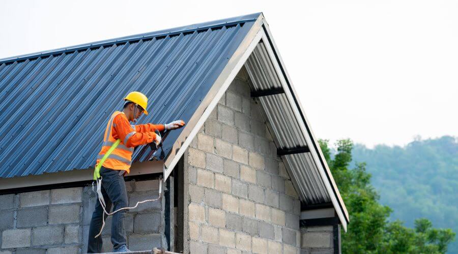 Expert new roof installation services in Coweta, OK